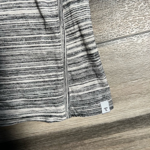 NWOT Toad & Co Womens Top- XS - Picture 2 of 9